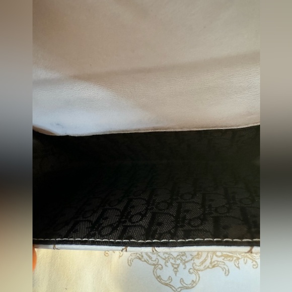 Christian Dior leather quilted wallet - Picture 3 of 16